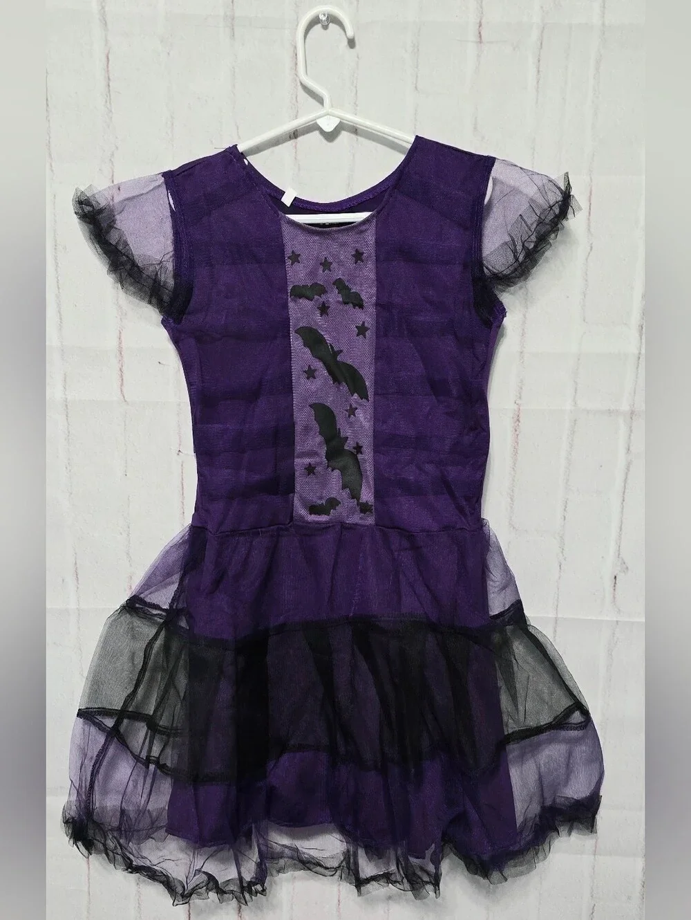 Kids Witch Halloween Costume Set Size M Purple Dress Hat & Broom